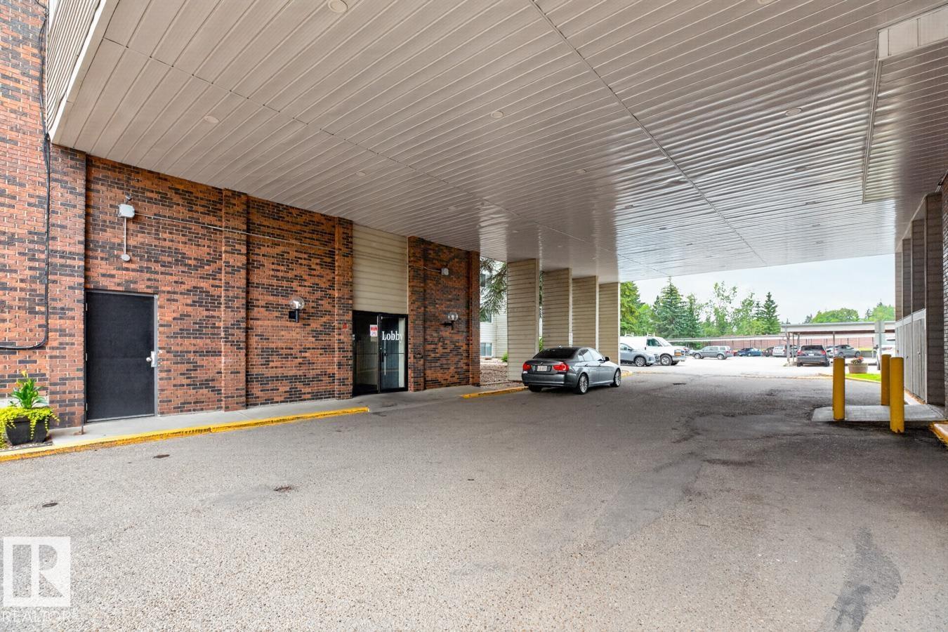 #421 4404 122 ST NW NW - 37