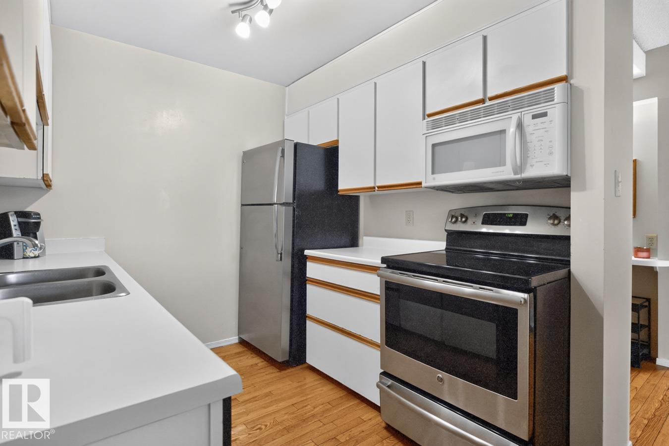 #421 4404 122 ST NW NW - 5