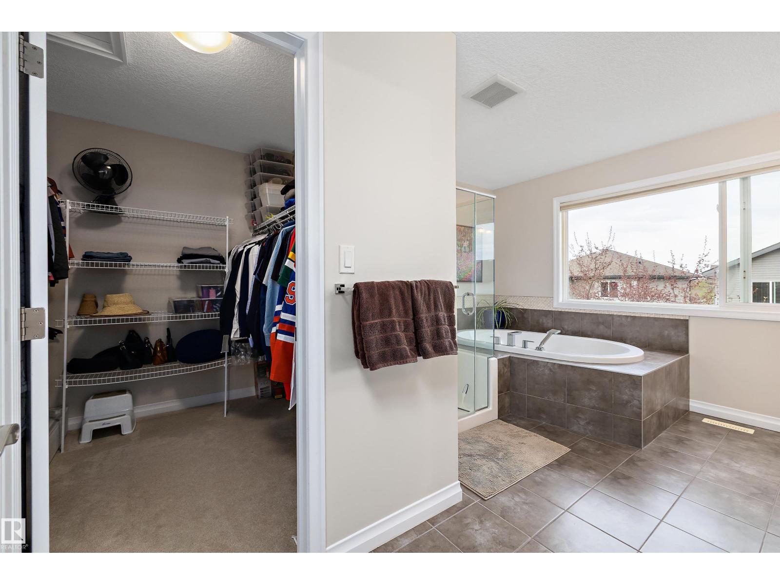 4015 ALEXANDER WY SW - 33