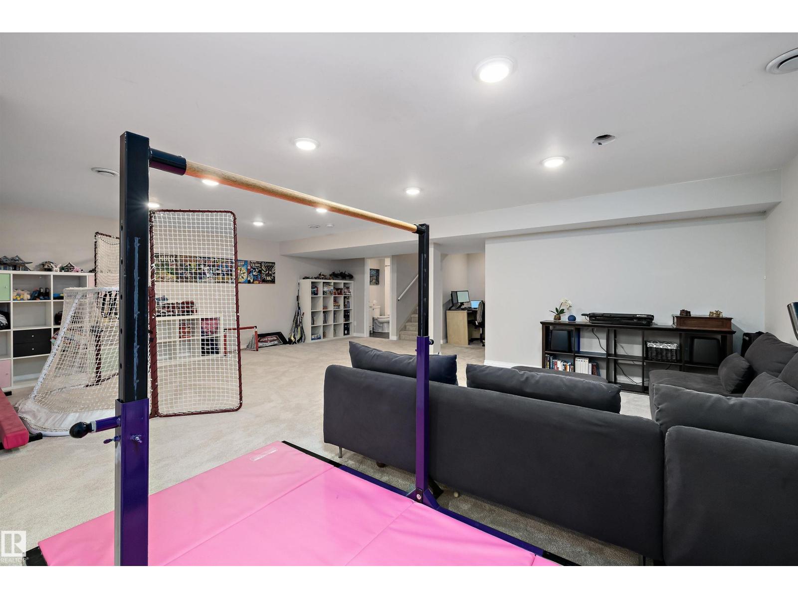 4015 ALEXANDER WY SW - 38