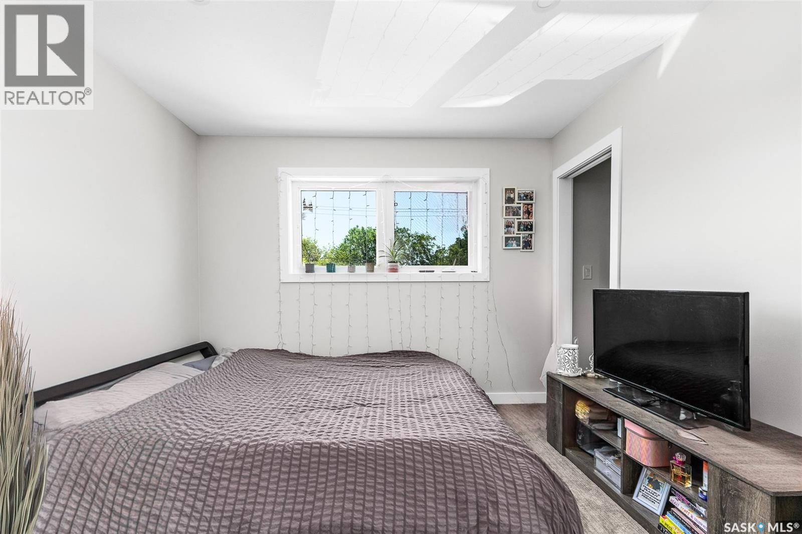 424 9th AVENUE W - Image 12