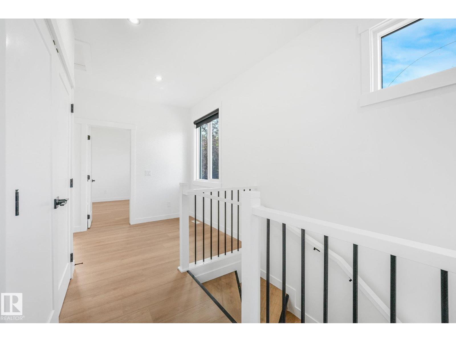 11307 46 AV NW - 30