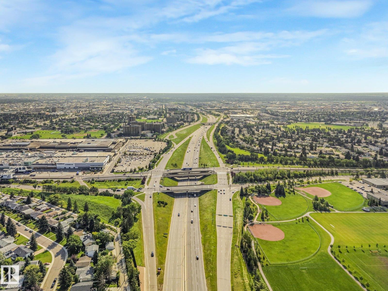 11307 46 AV NW - 60