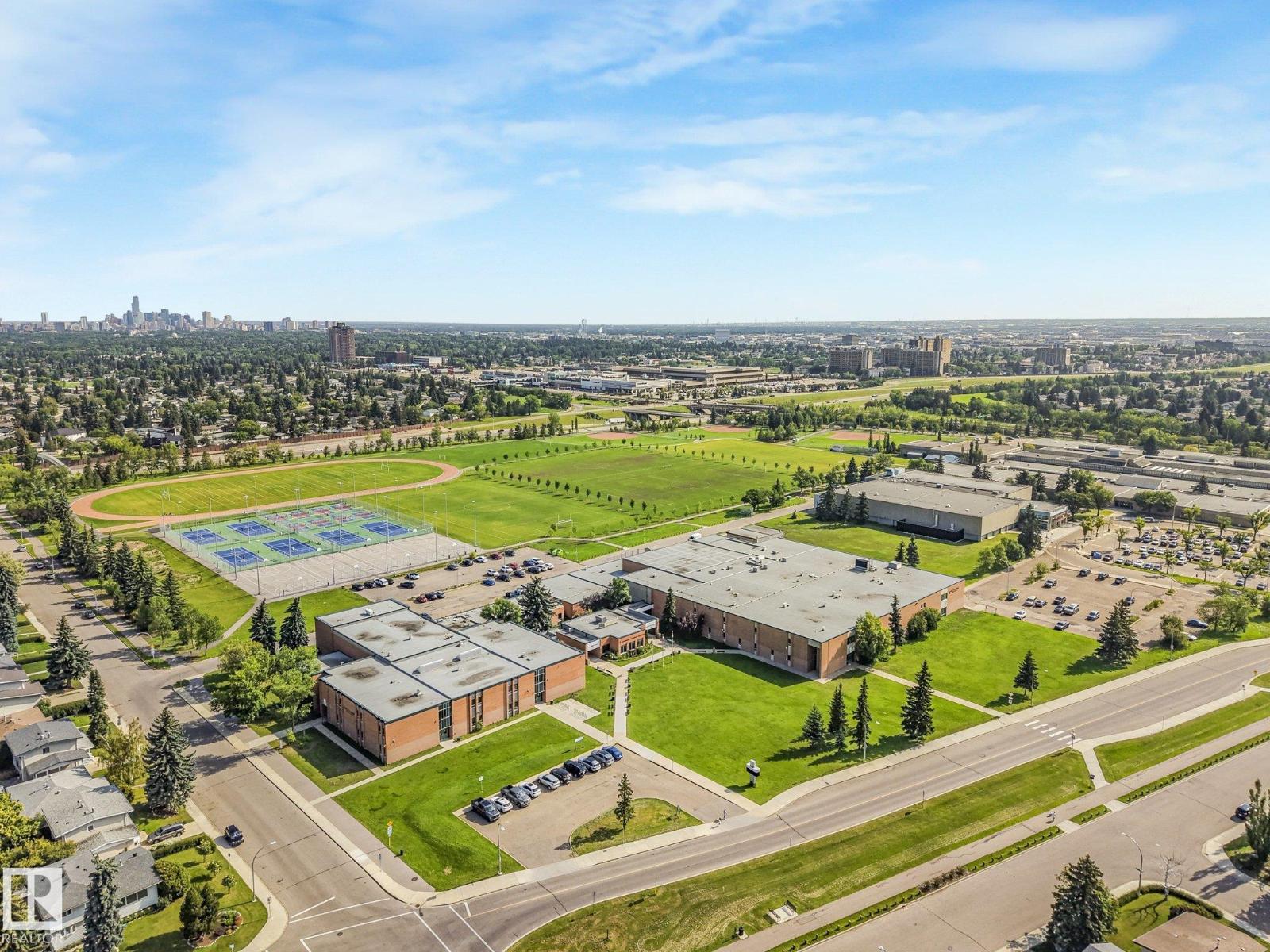 11307 46 AV NW - 62