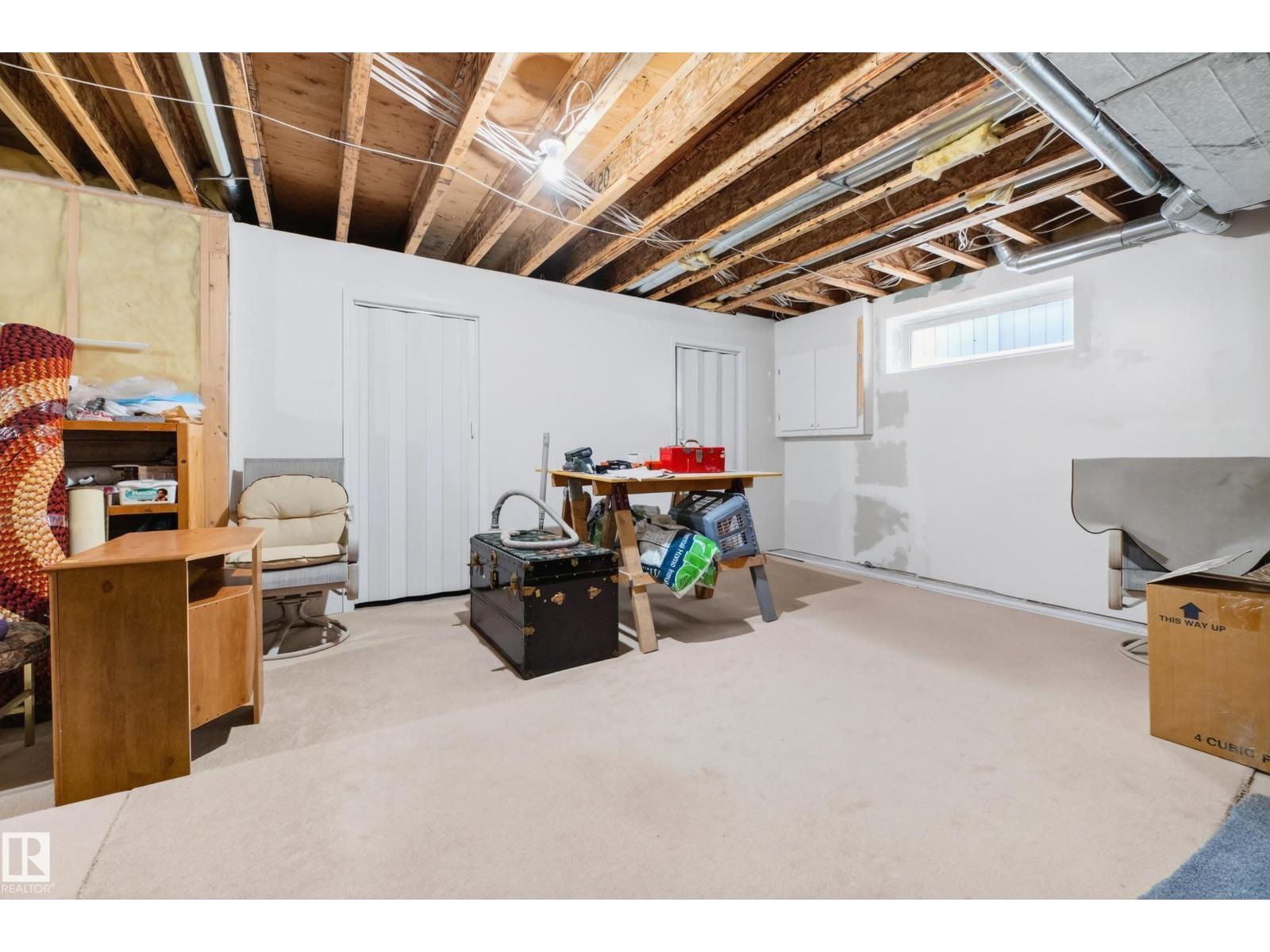 8011 164 AV NW - 47
