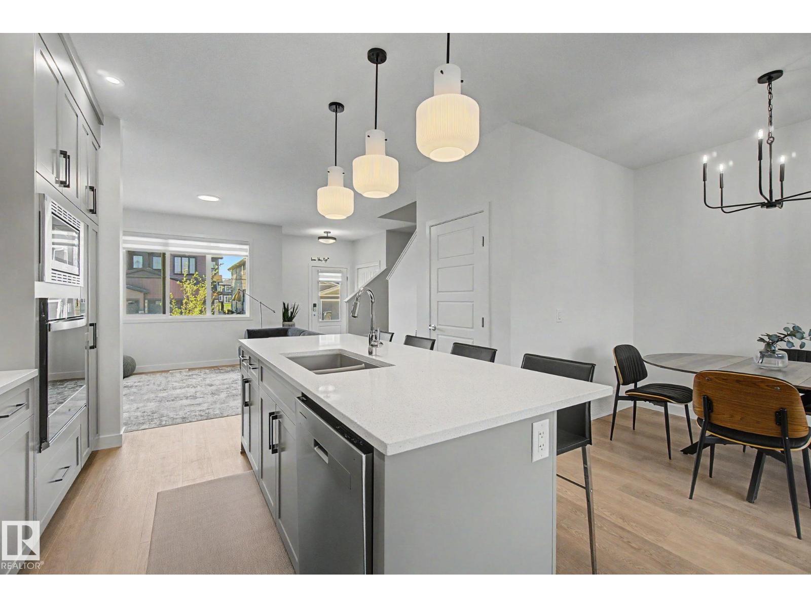 5745 HAWTHORN CM SW - 12