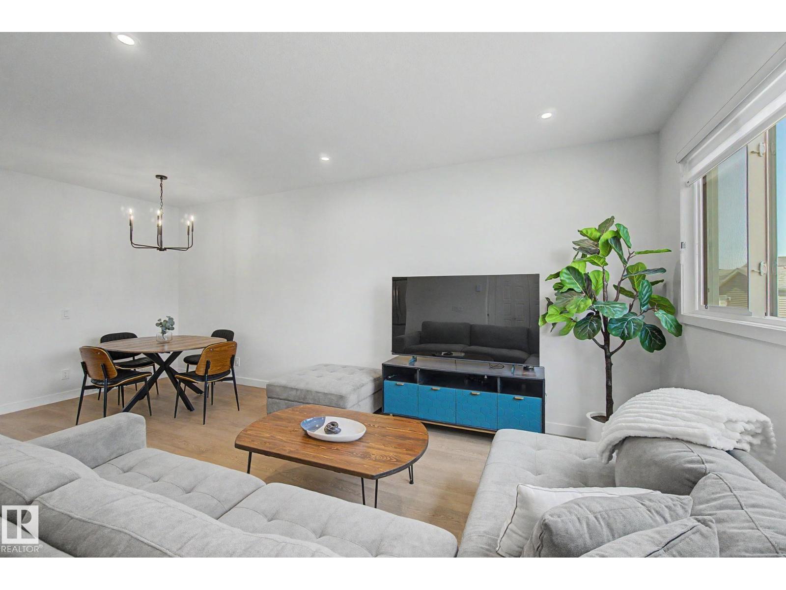 5745 HAWTHORN CM SW - 18