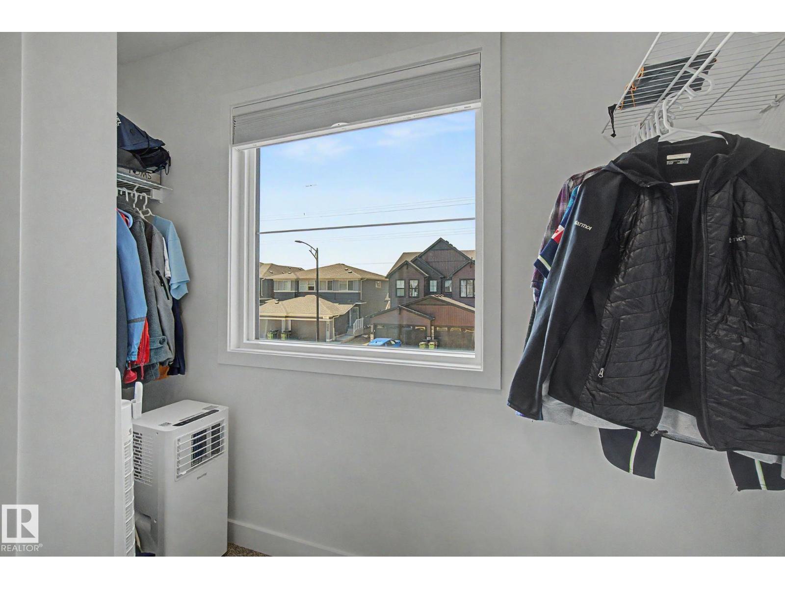 5745 HAWTHORN CM SW - 36