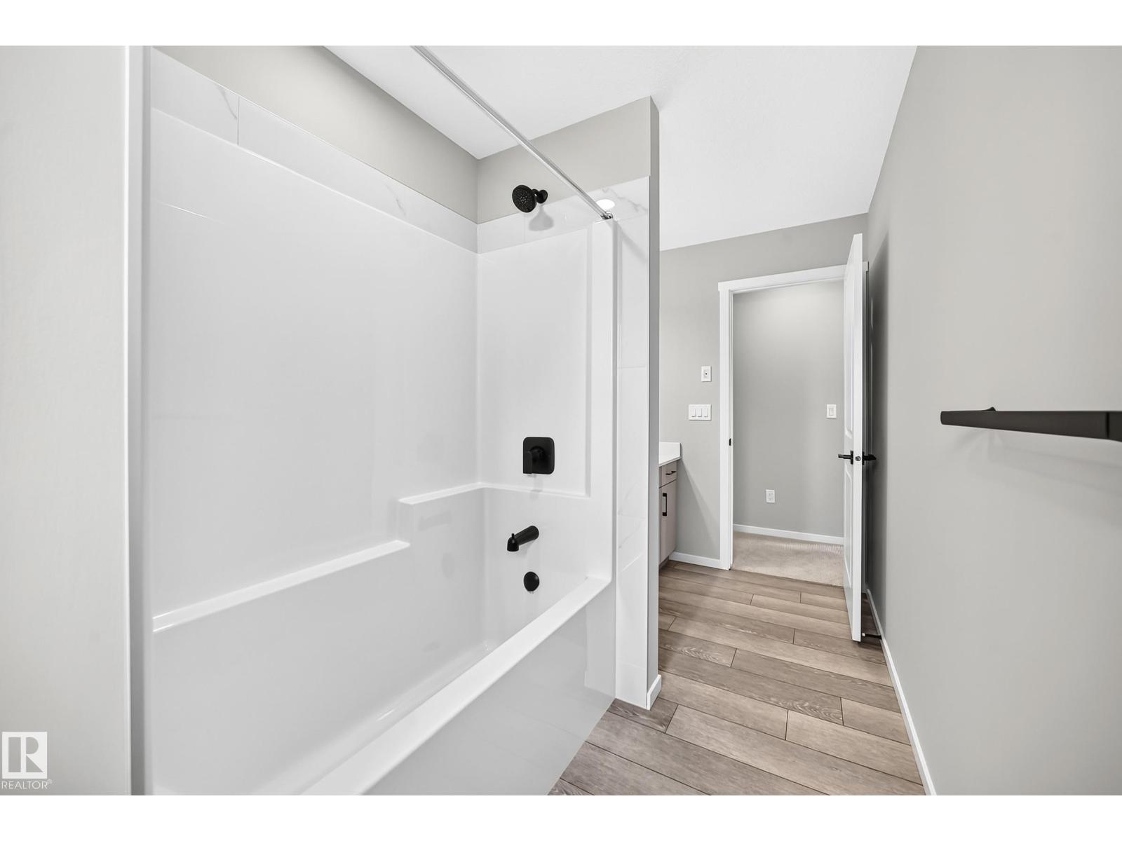 20512 15 AV NW - 48