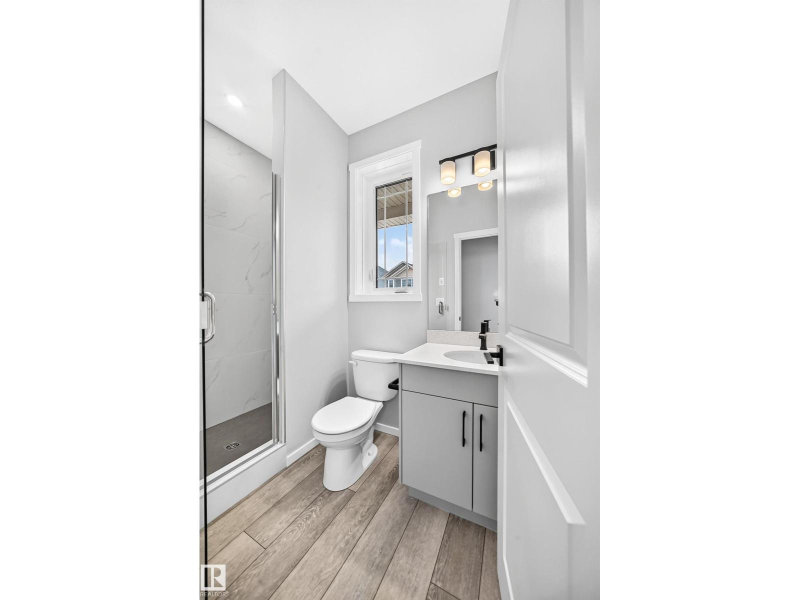 20512 15 AV NW - 31