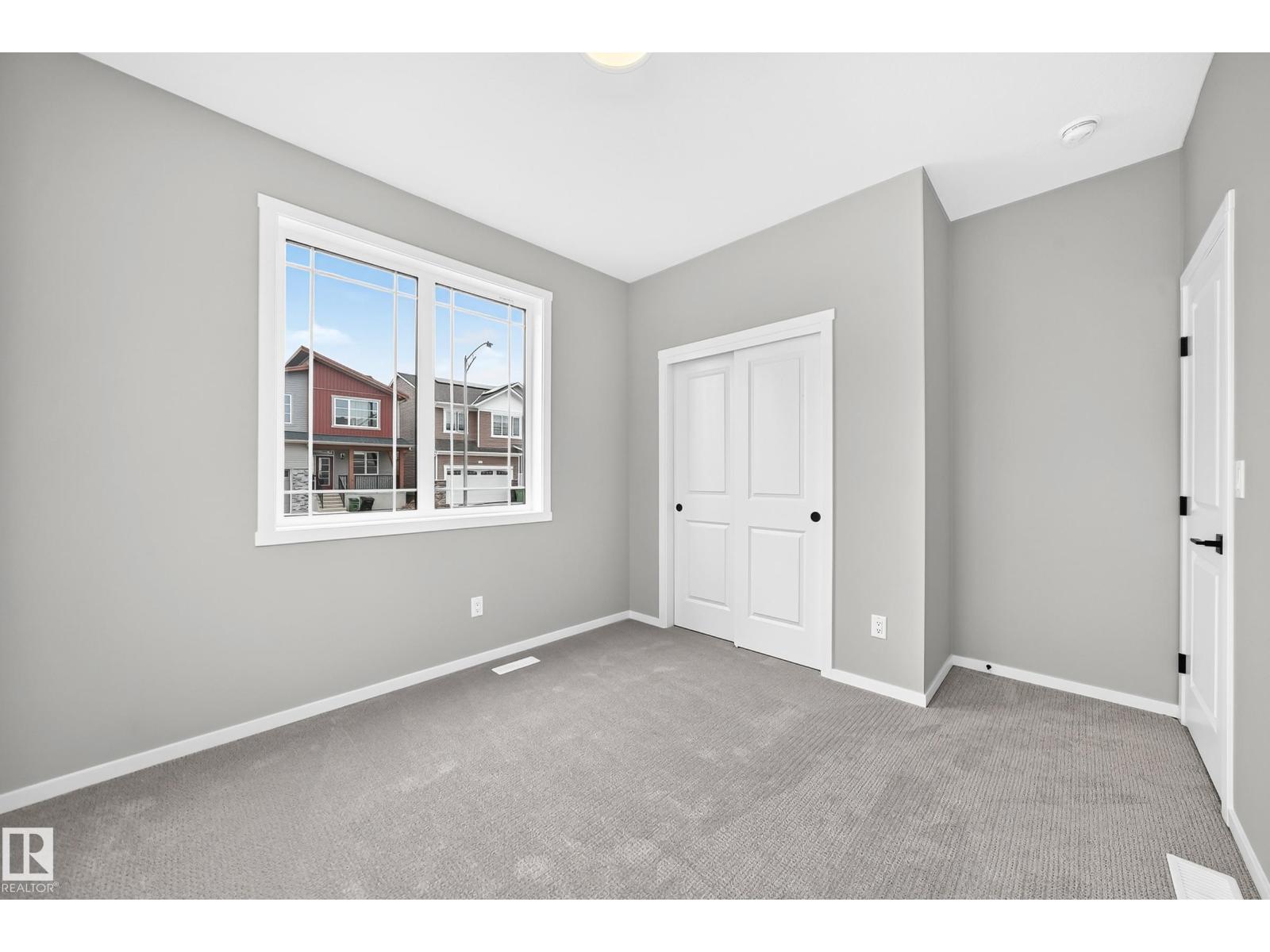 20512 15 AV NW - 28
