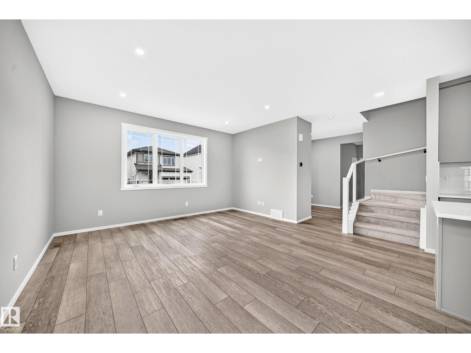 20512 15 AV NW - 24