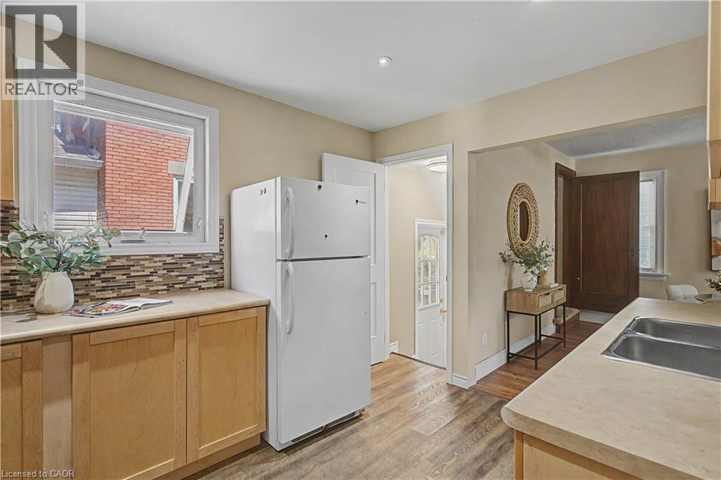 80 BLUCHER Street - 14
