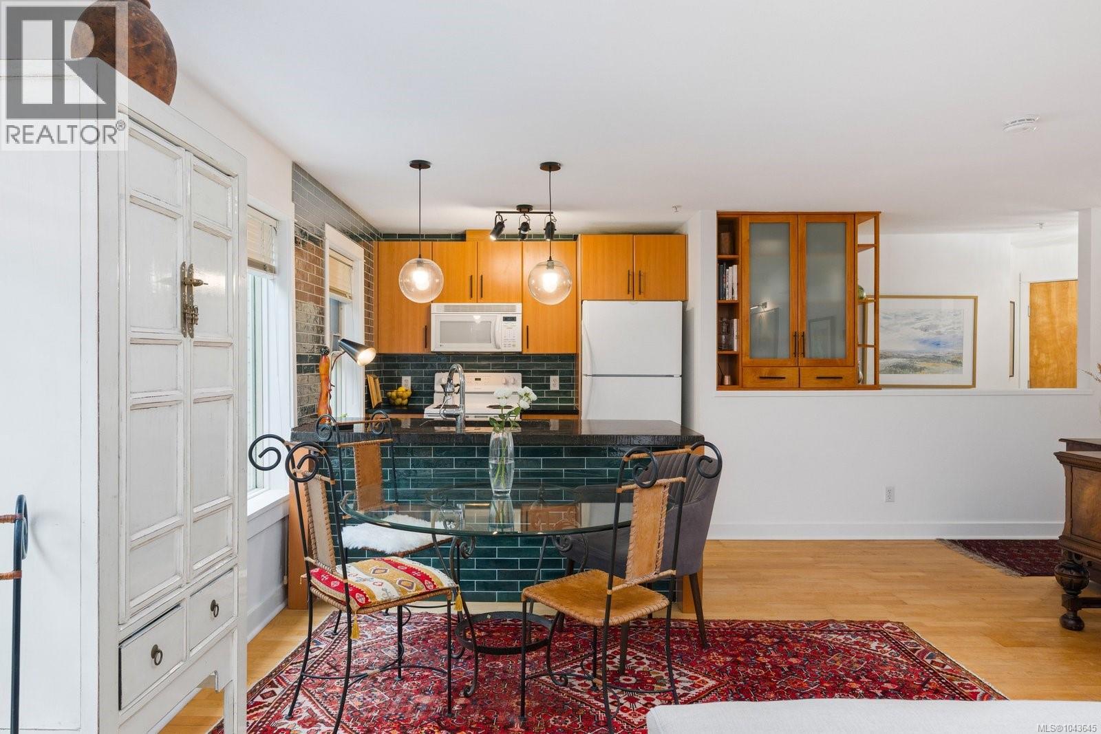 #208 1155 Yates St - 5