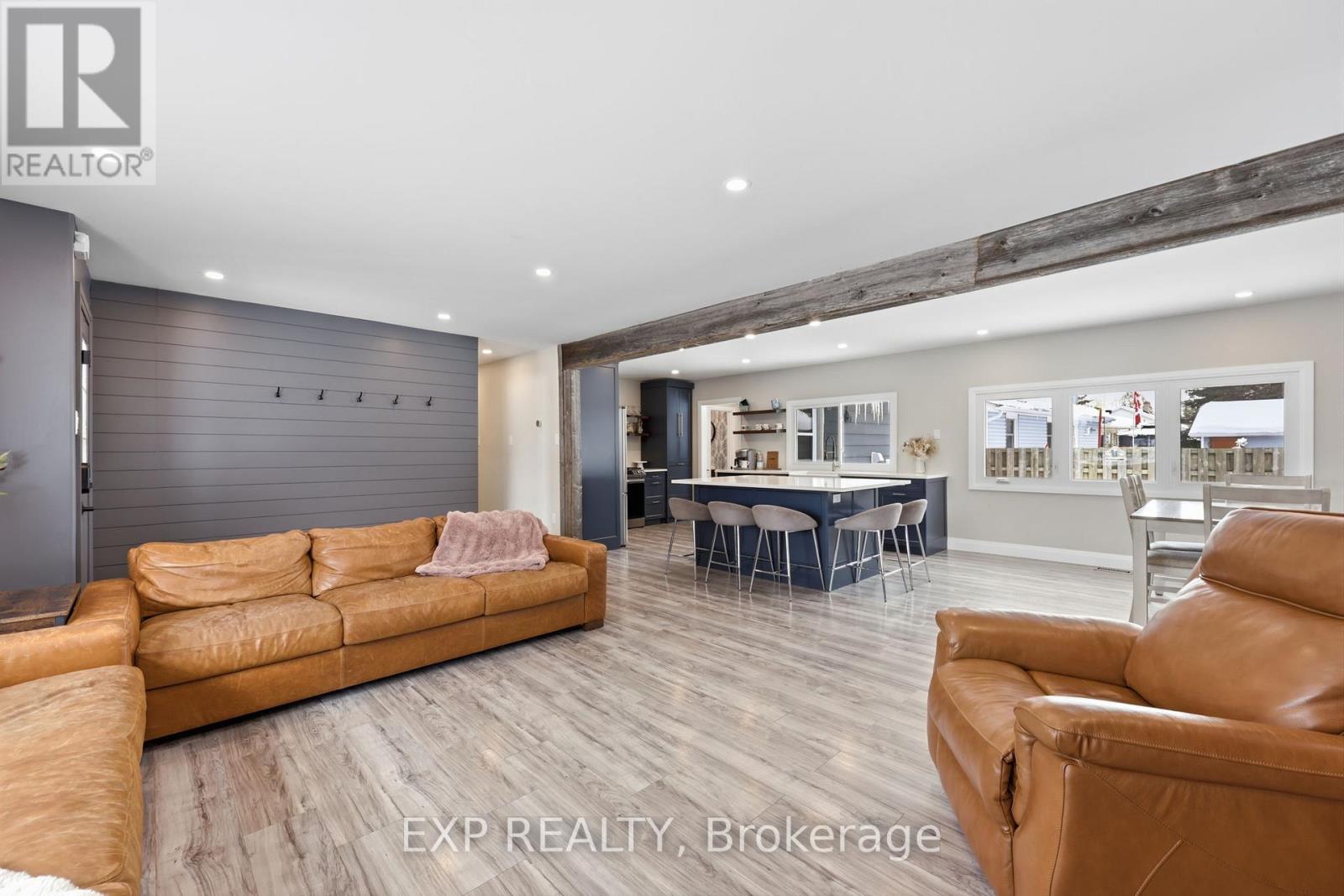 22 CECIL STREET - 6