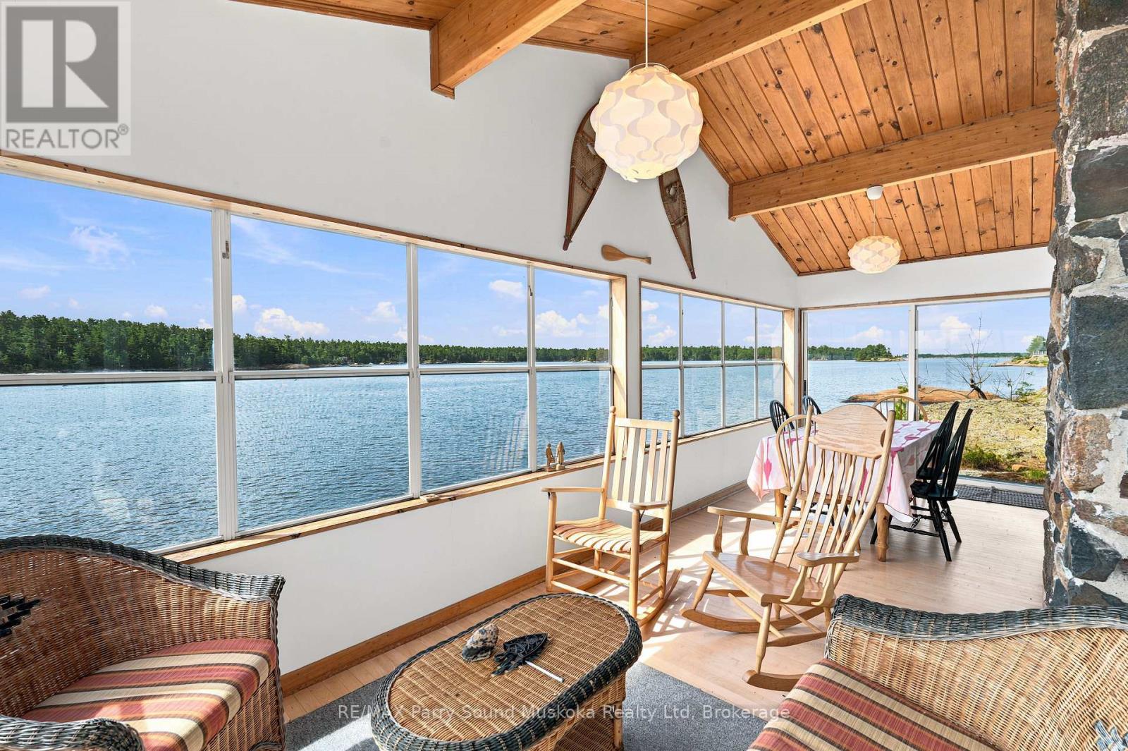 1540 GEORGIAN BAY WATER - 23