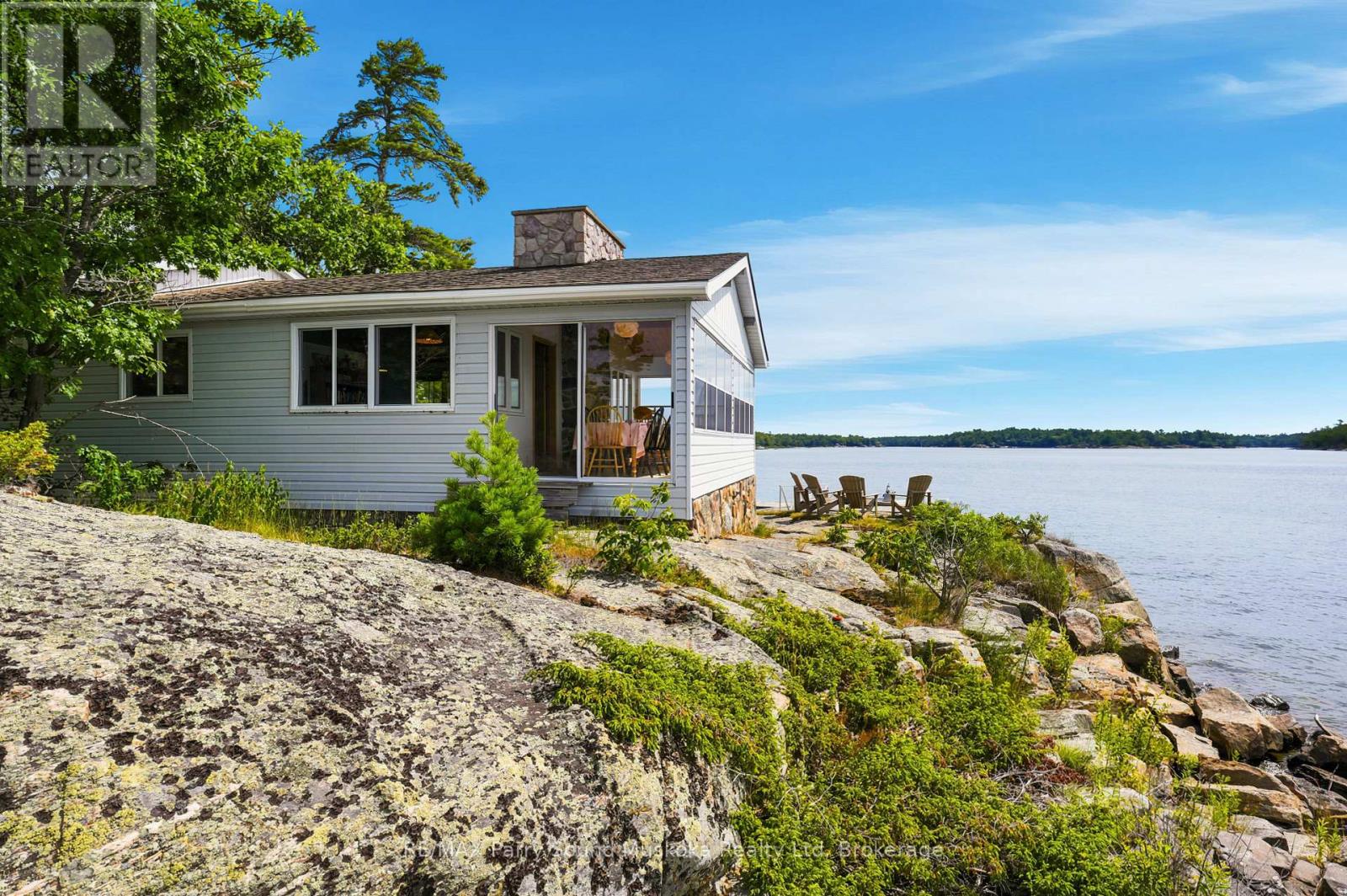 1540 GEORGIAN BAY WATER - Image 31