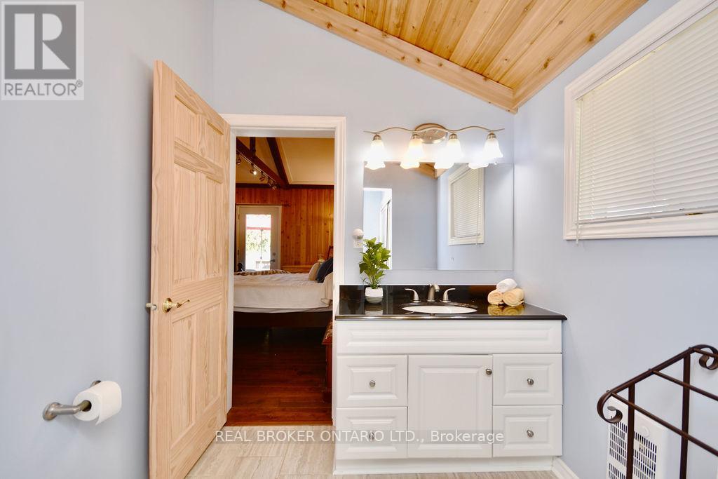5818 VICTORIA PARK ROAD - 23
