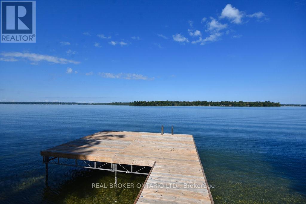 5818 VICTORIA PARK ROAD - 8
