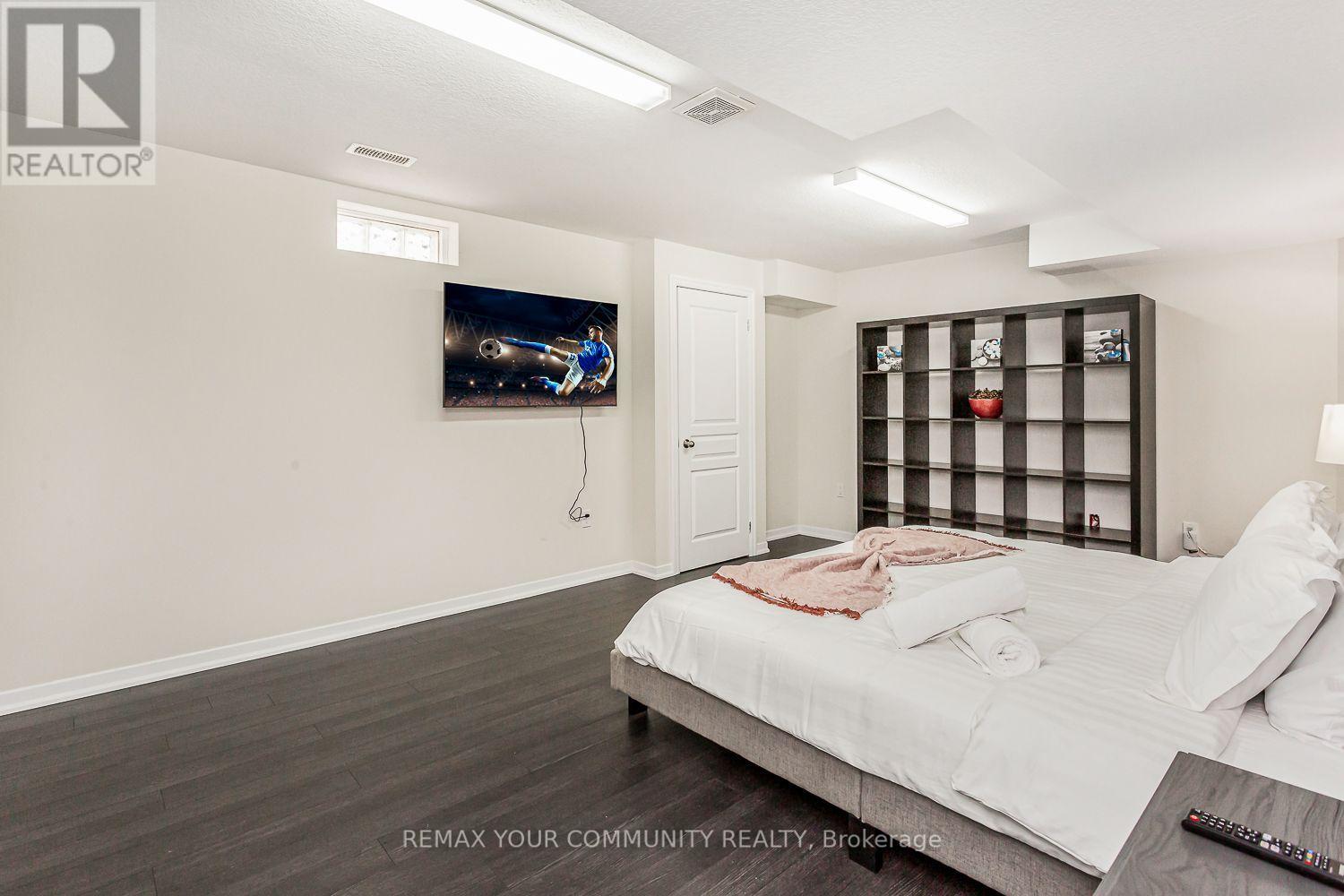 338 WOODALE AVENUE - 36