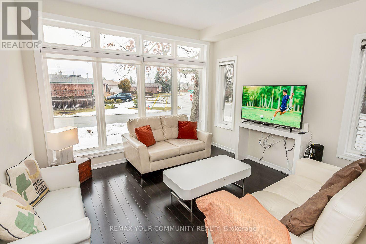 338 WOODALE AVENUE - 9