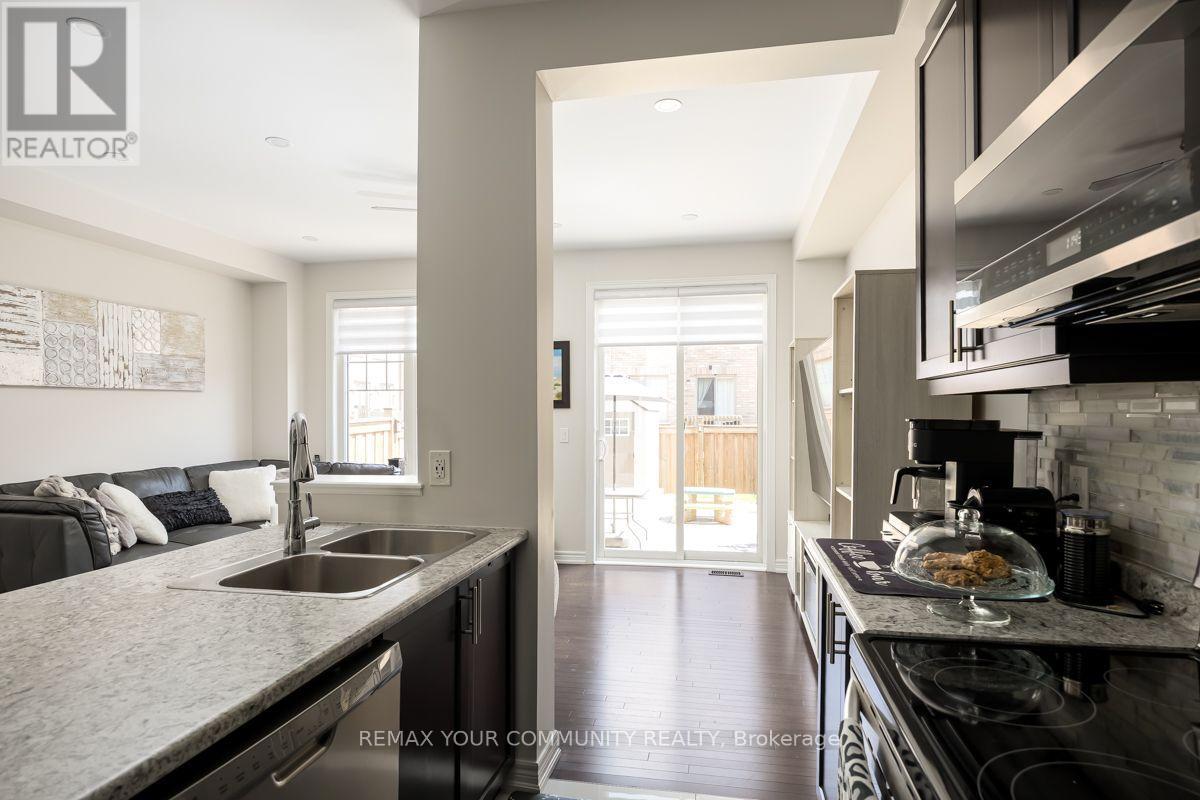 57 DAVENFIELD CIRCLE - 10