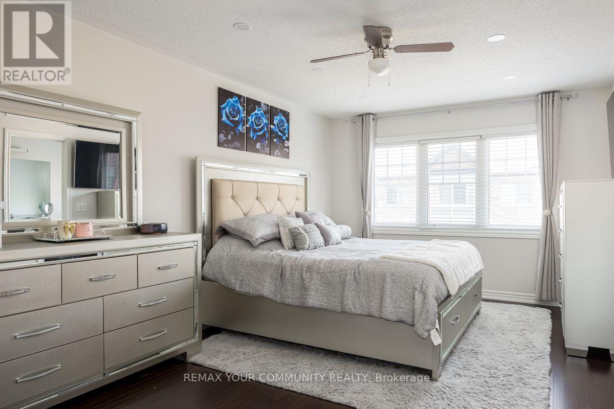 57 DAVENFIELD CIRCLE - 18