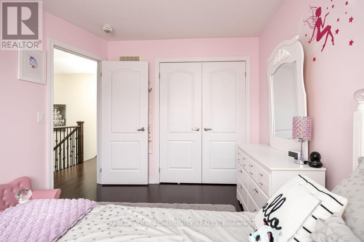57 DAVENFIELD CIRCLE - 23