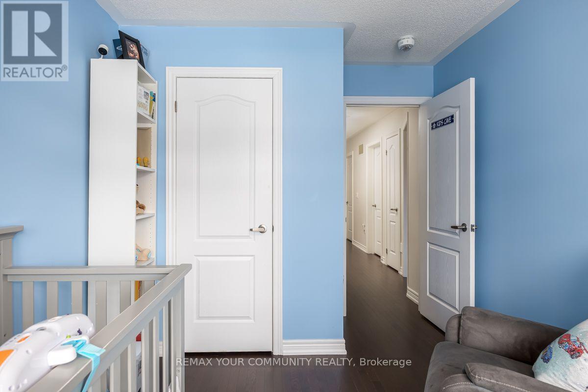 57 DAVENFIELD CIRCLE - 25