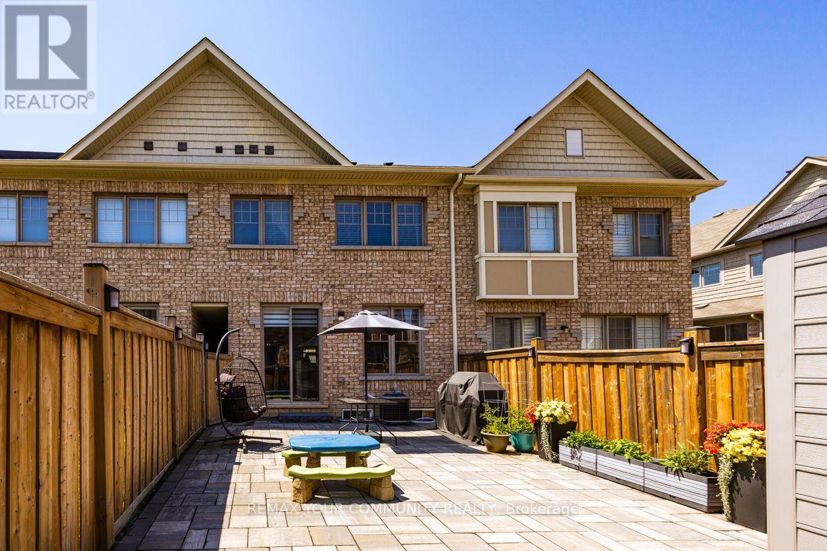 57 DAVENFIELD CIRCLE - 31