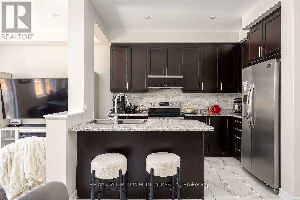 57 DAVENFIELD CIRCLE - 9