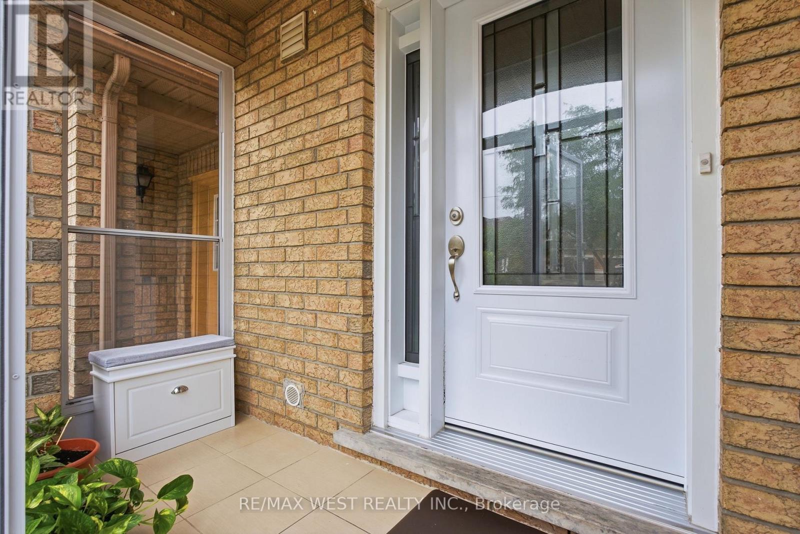 34 WYCOMBE RD ROAD - Image 3