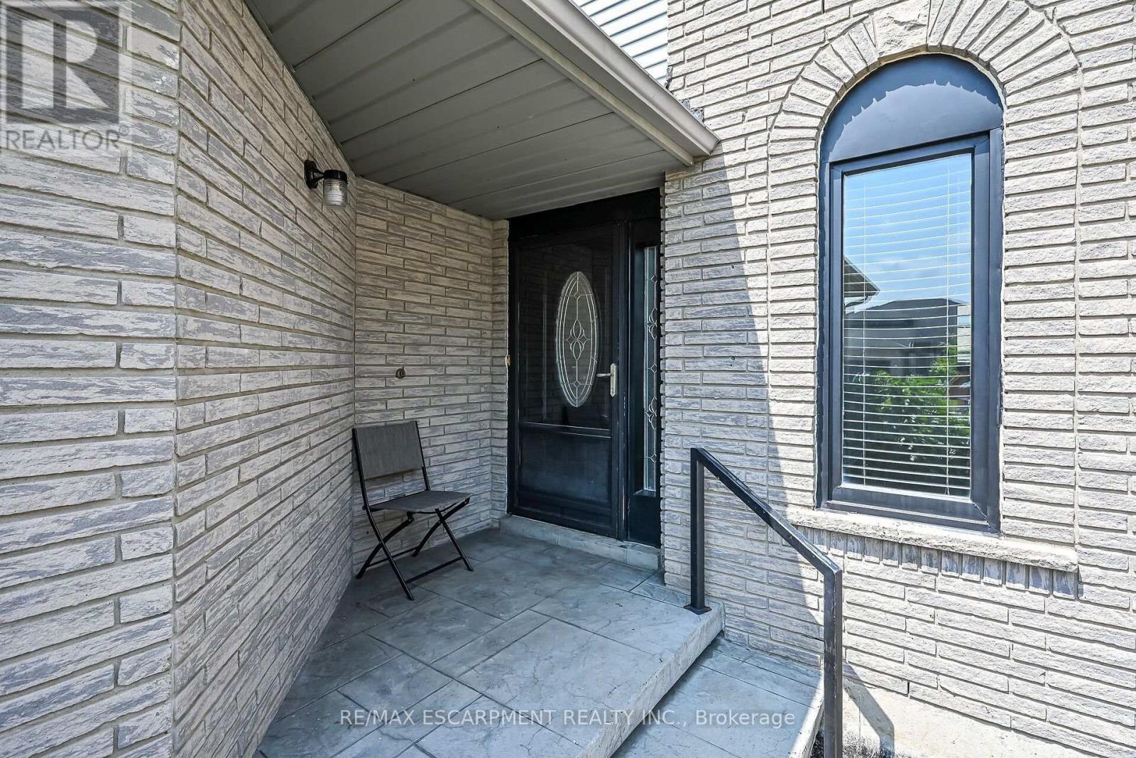 21 SPRINGGARDEN CRESCENT - 3