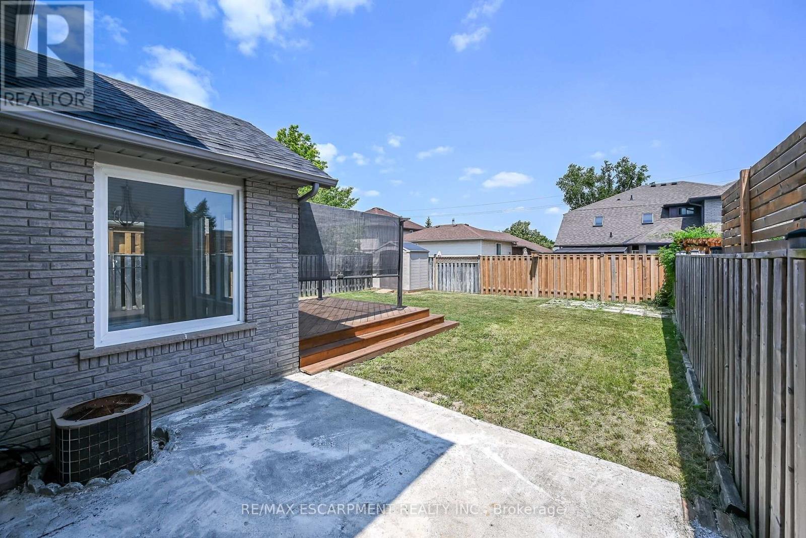 21 SPRINGGARDEN CRESCENT - 45