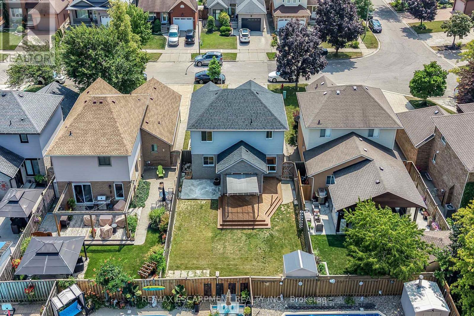 21 SPRINGGARDEN CRESCENT - 49