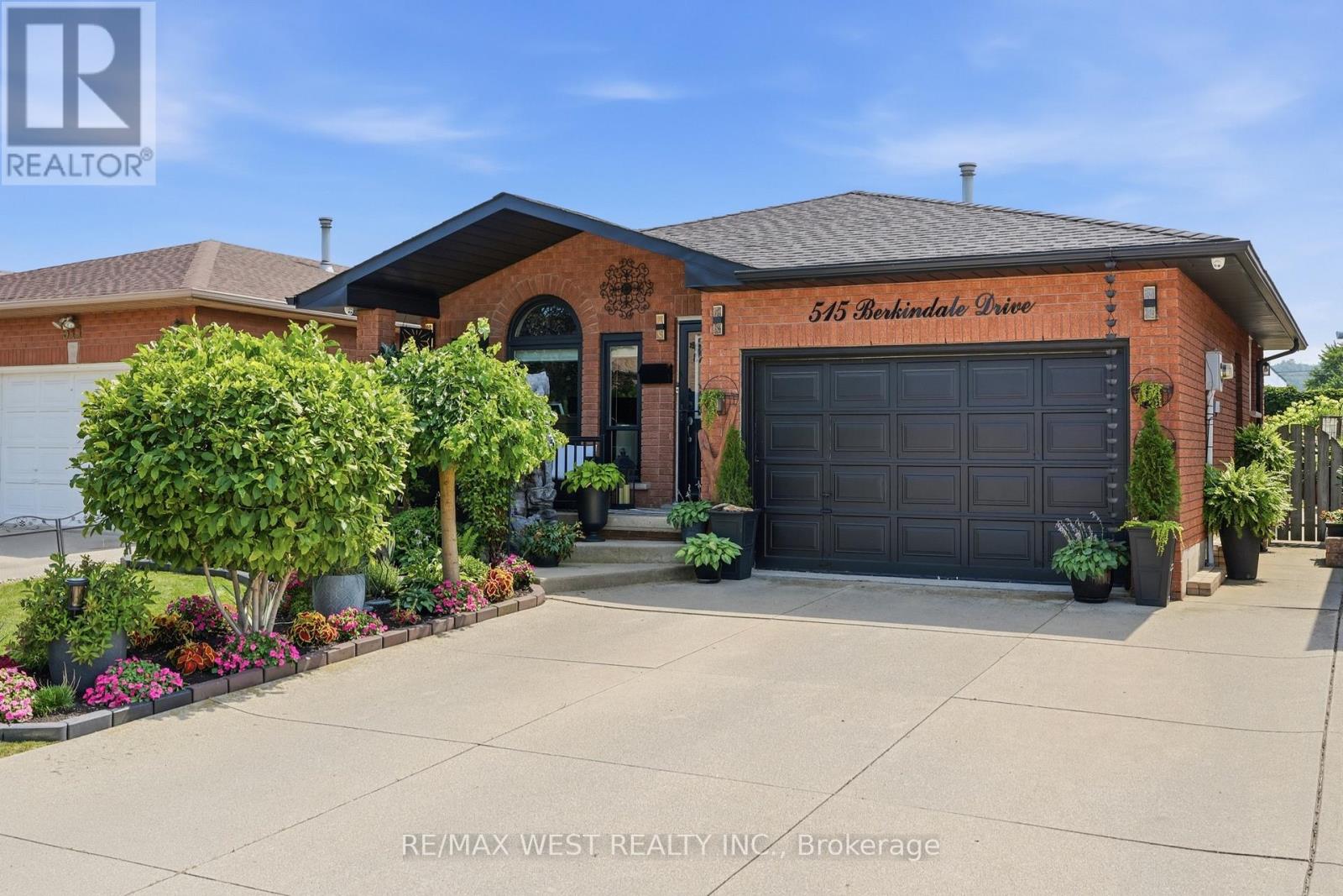 515 BERKINDALE DRIVE - 1