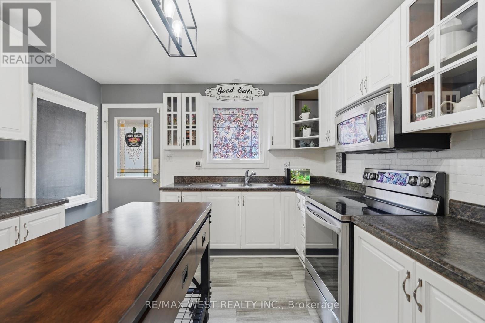 515 BERKINDALE DRIVE - 10