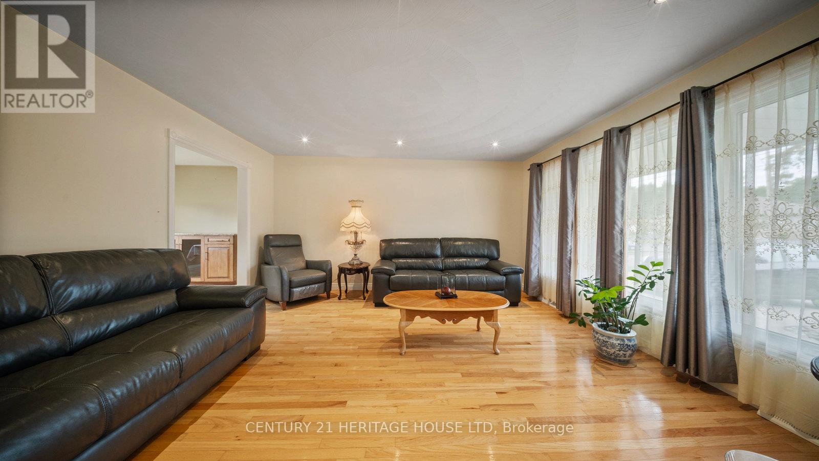 162 VICTORIA STREET - 7