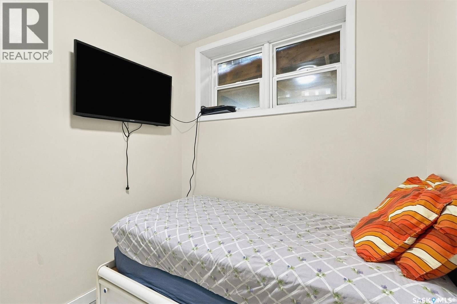 1709 2nd AVENUE N - Image 32