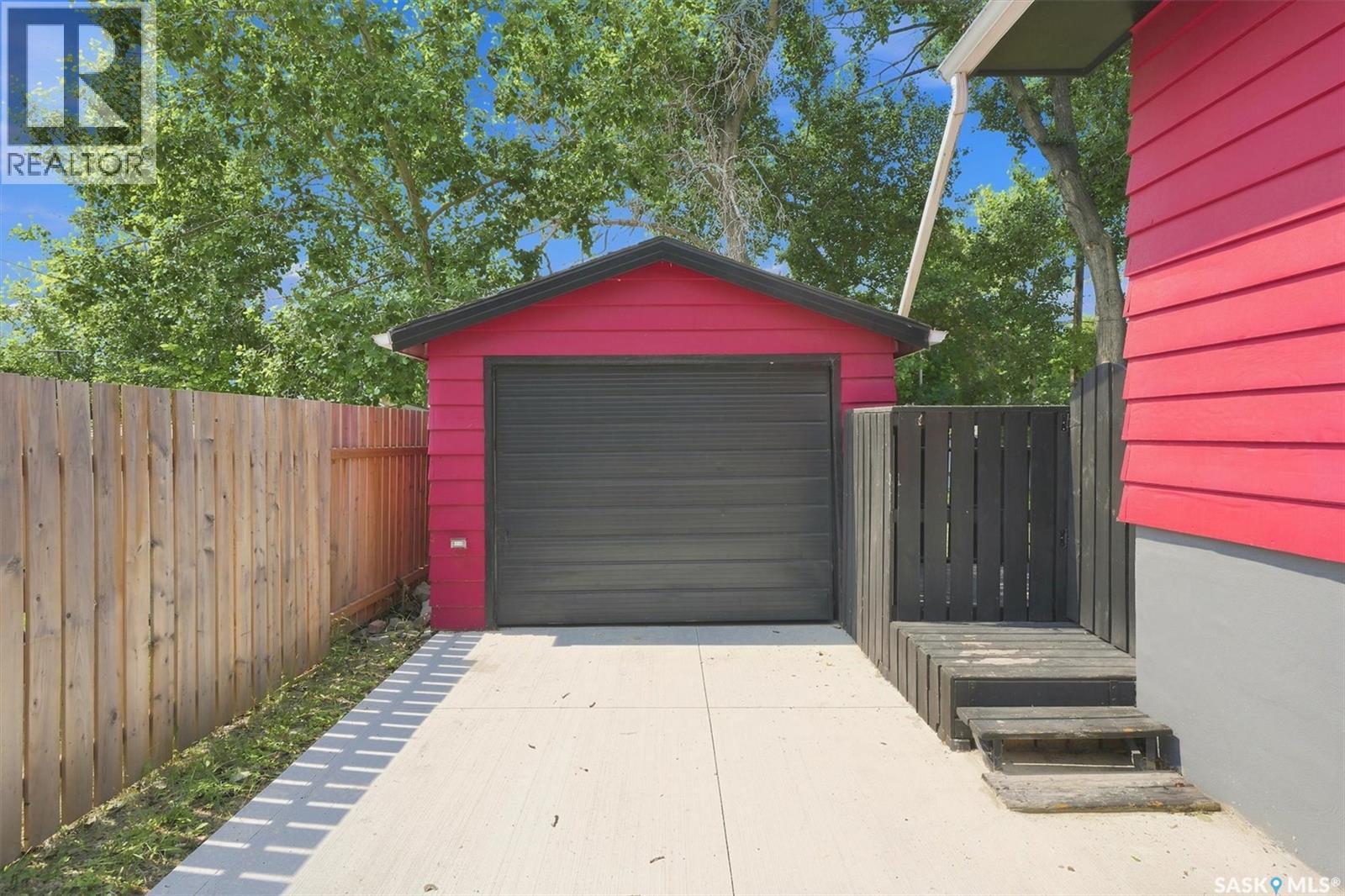 1709 2nd AVENUE N - 42