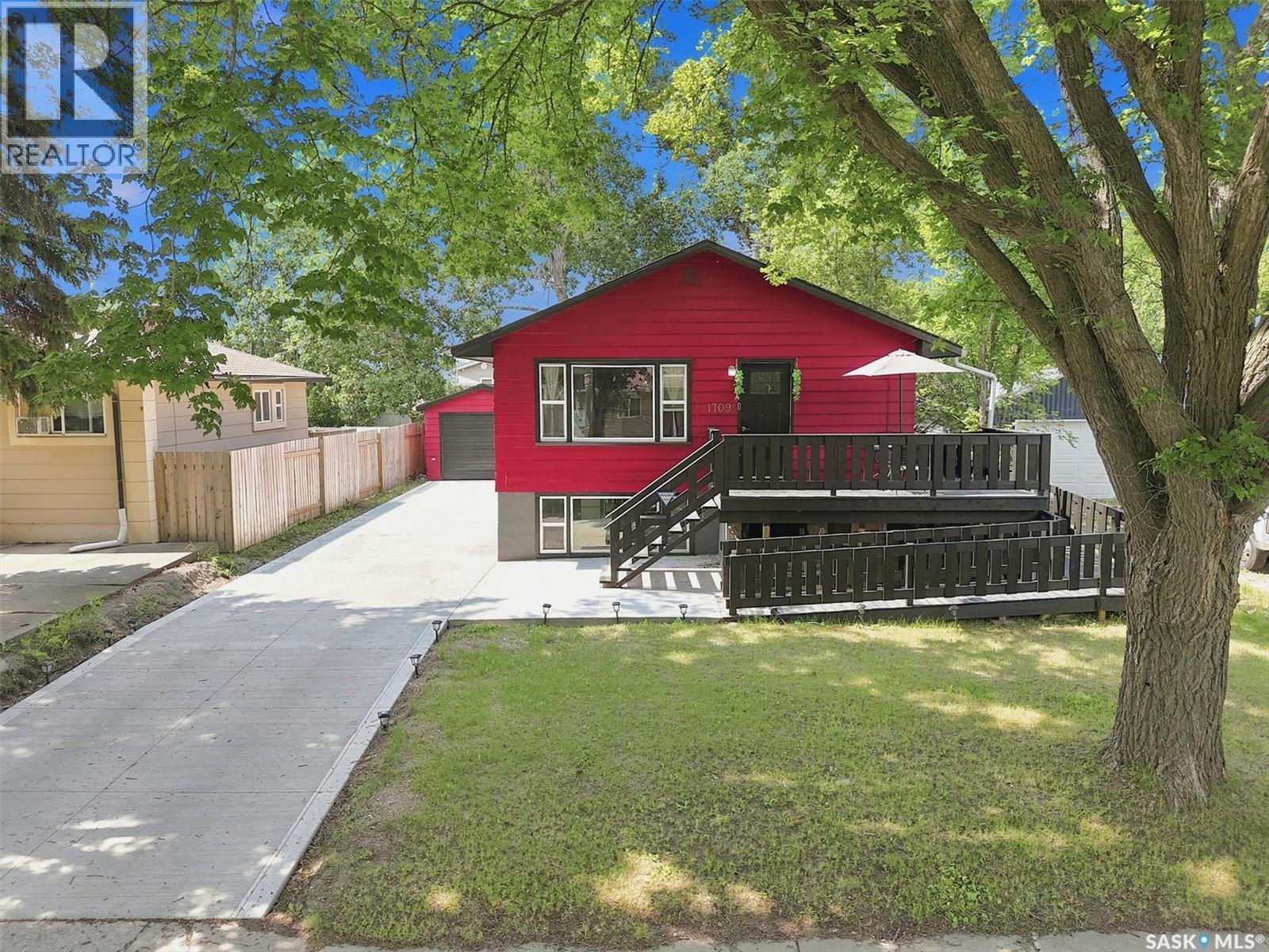 1709 2nd AVENUE N - 46