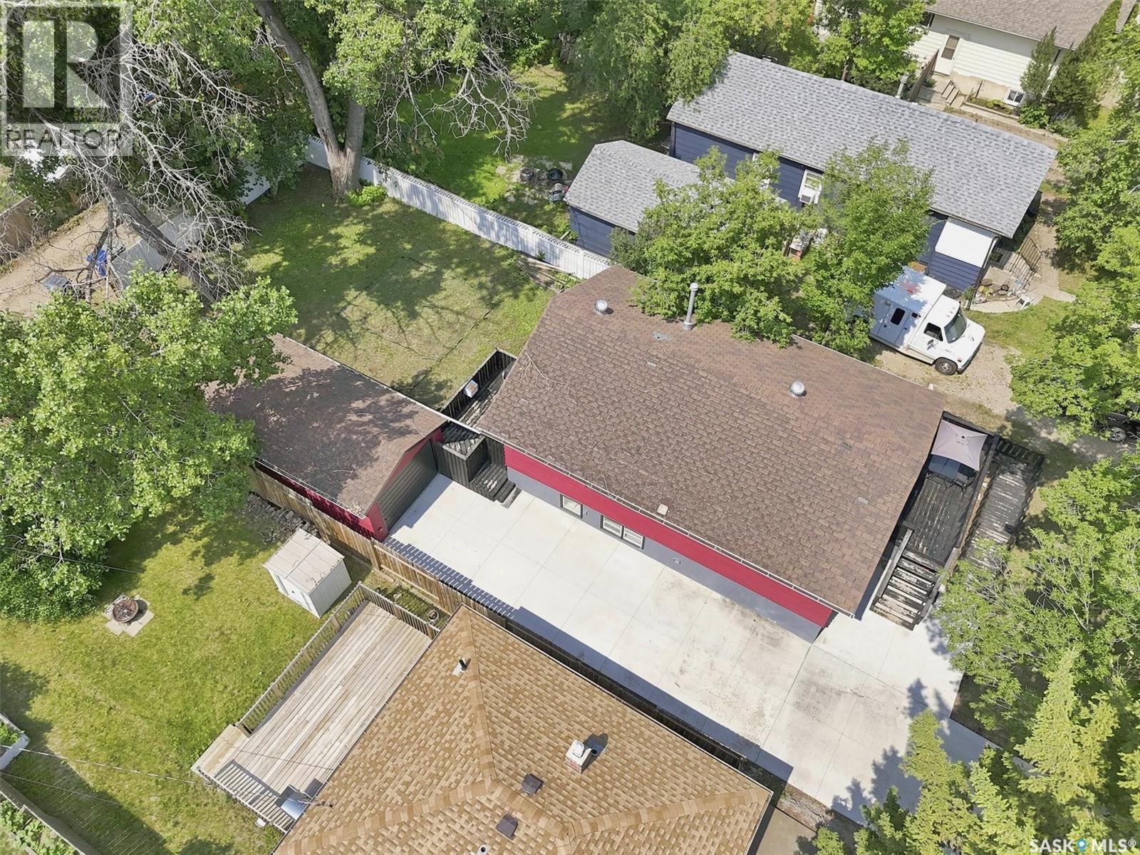 1709 2nd AVENUE N - 52