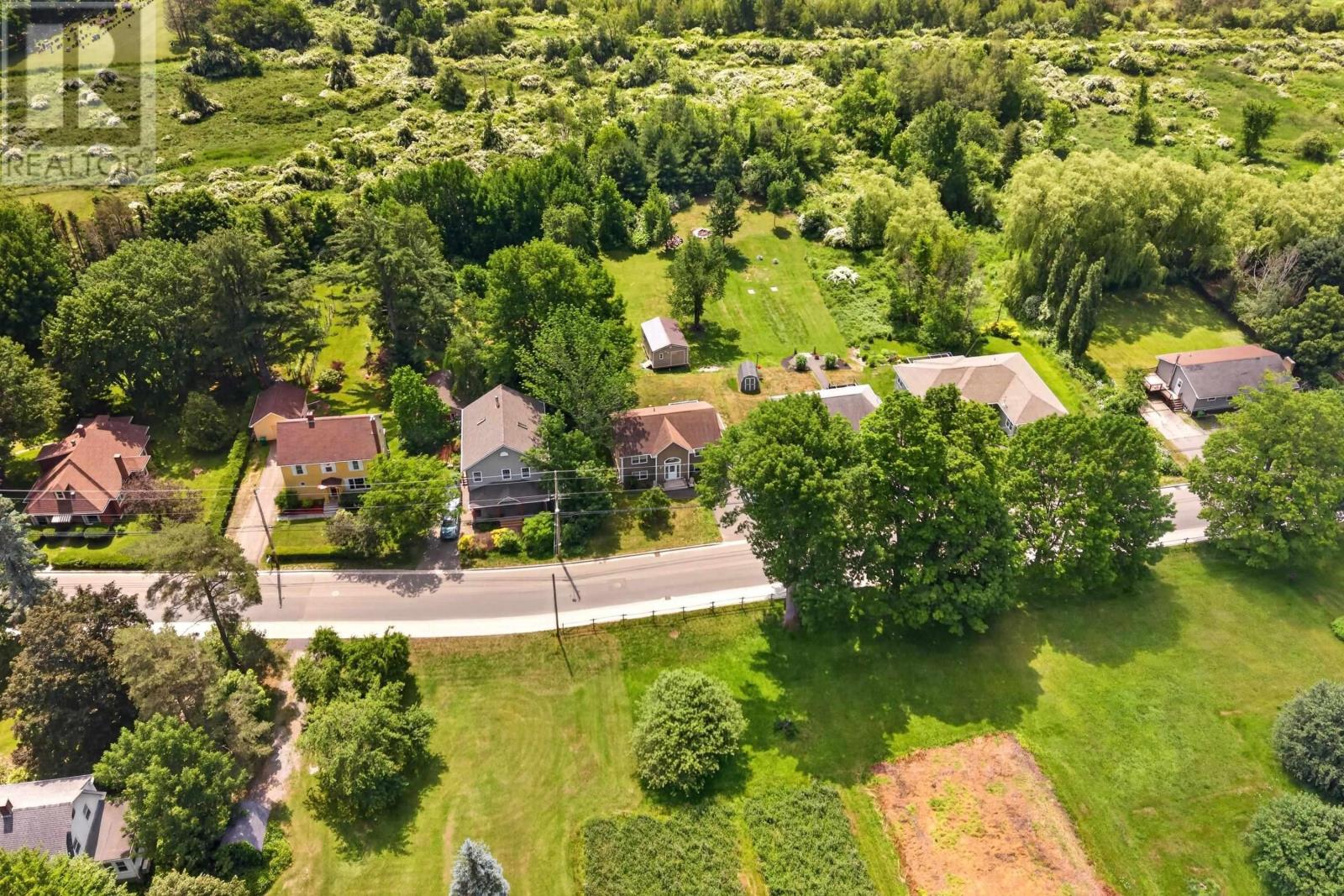 355 College Road - 32