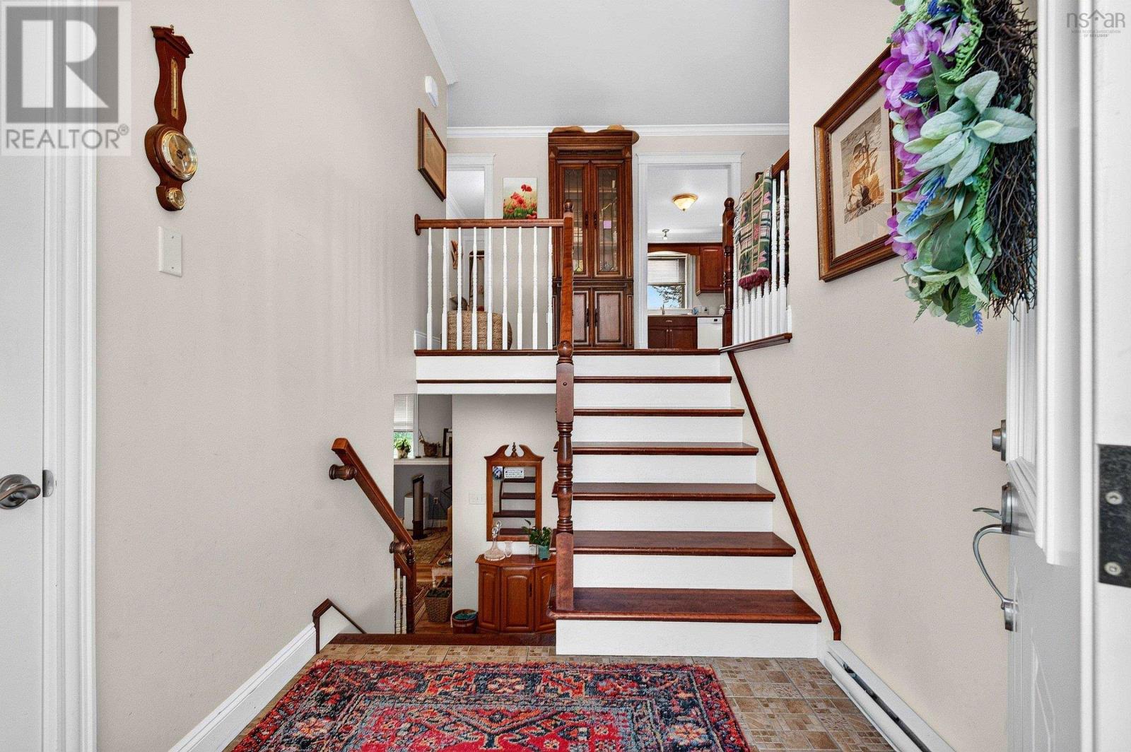 355 College Road - 7