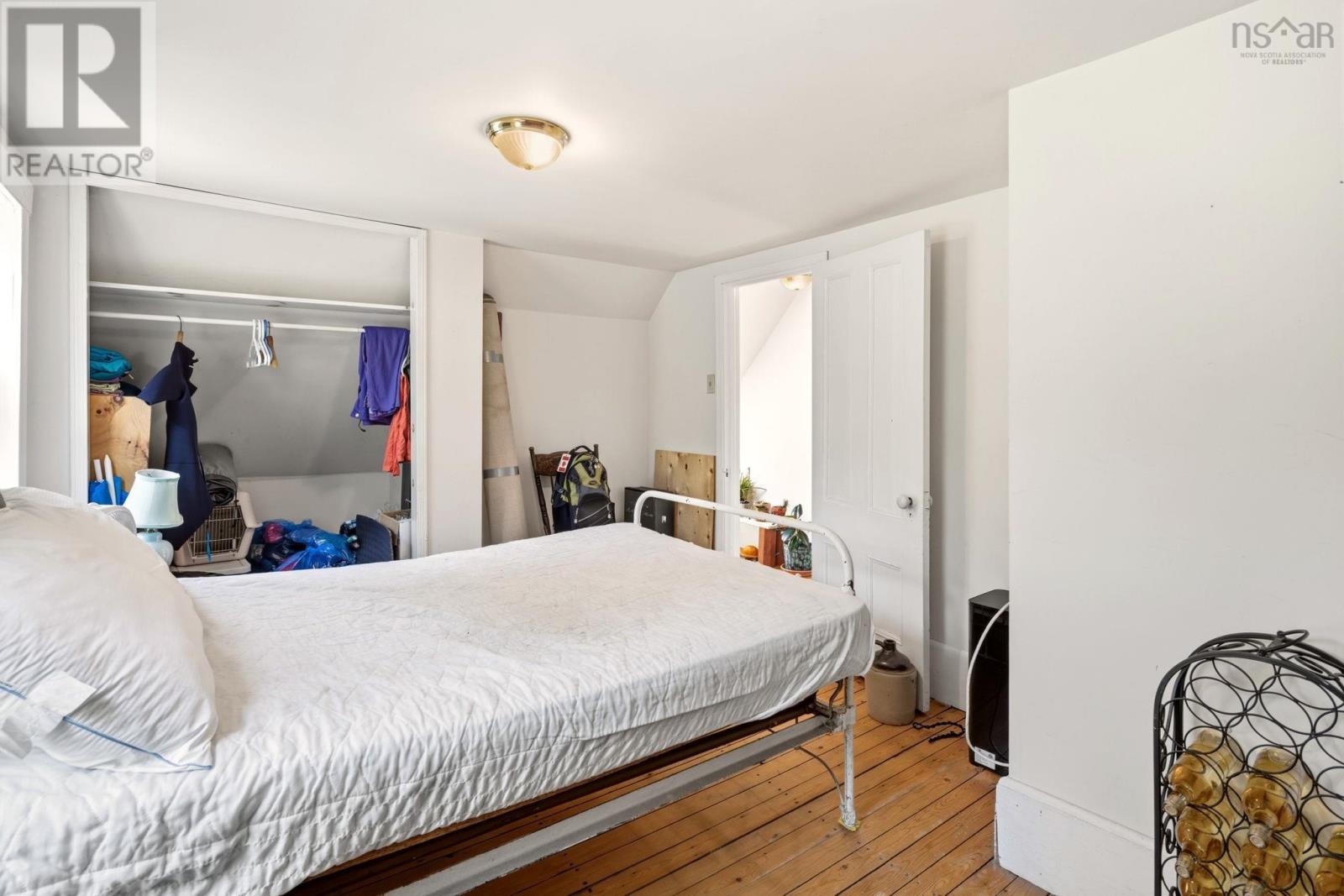 6864 St Margarets Bay Road - 18