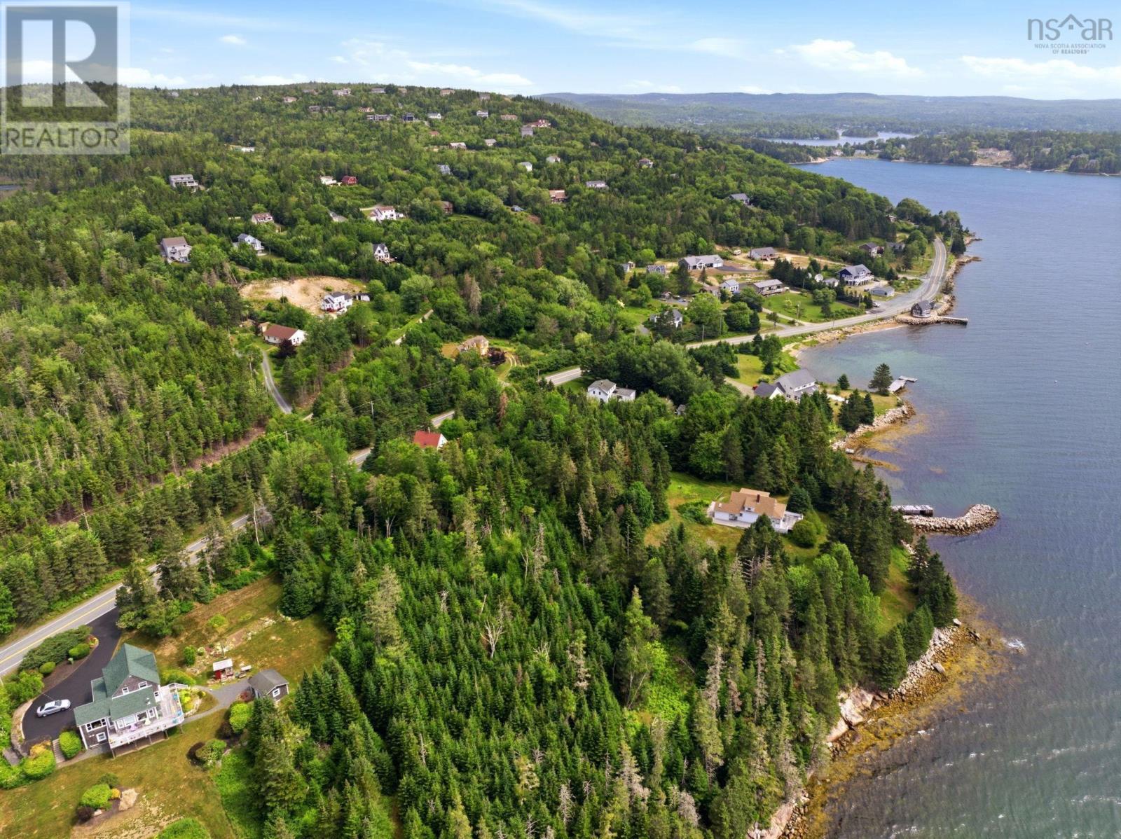 6864 St Margarets Bay Road - 36