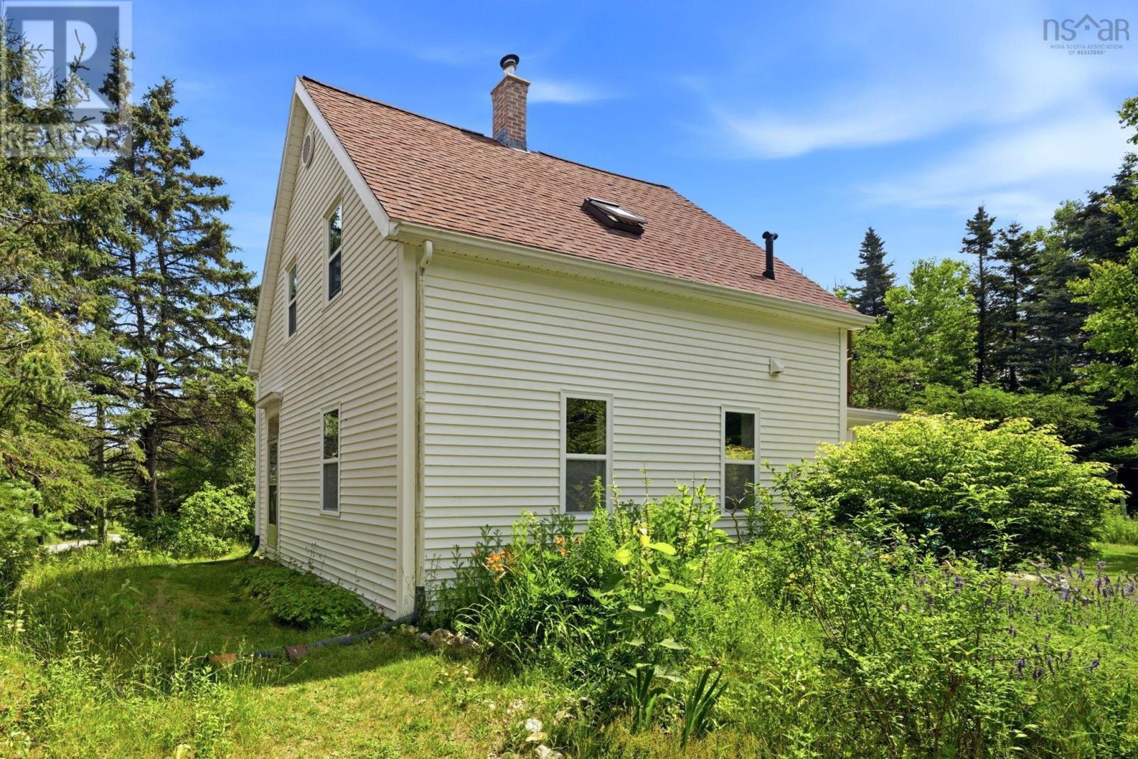 6864 St Margarets Bay Road - 42