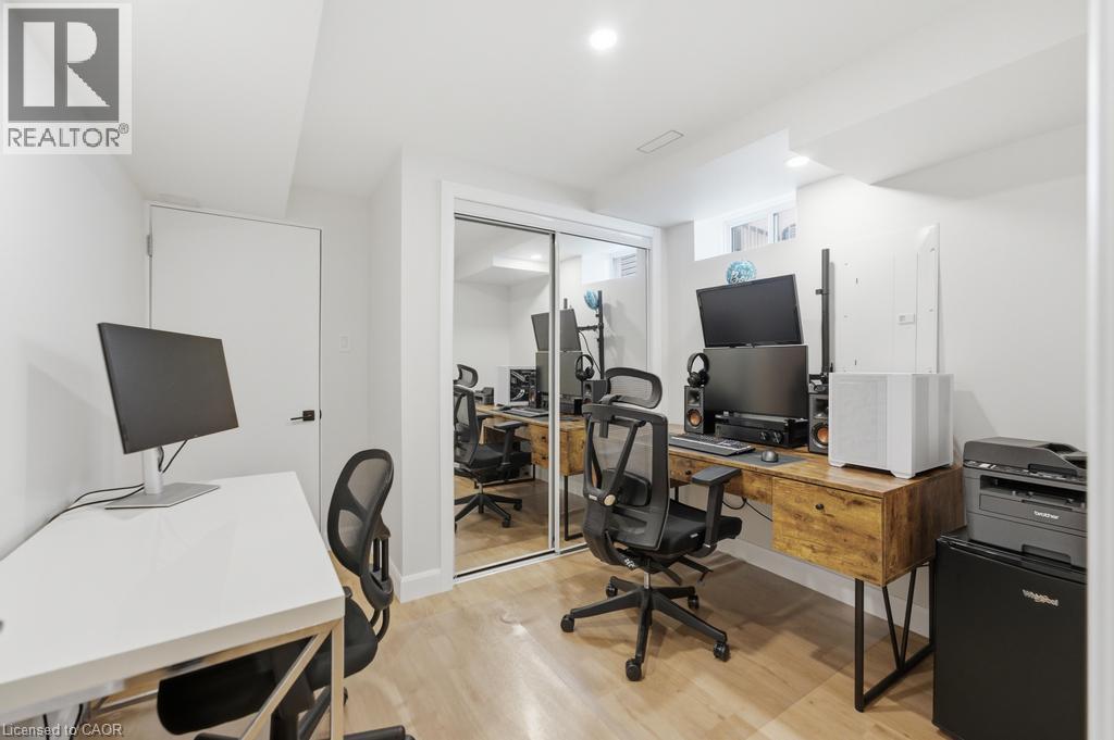 10 COOKE Avenue - Image 26