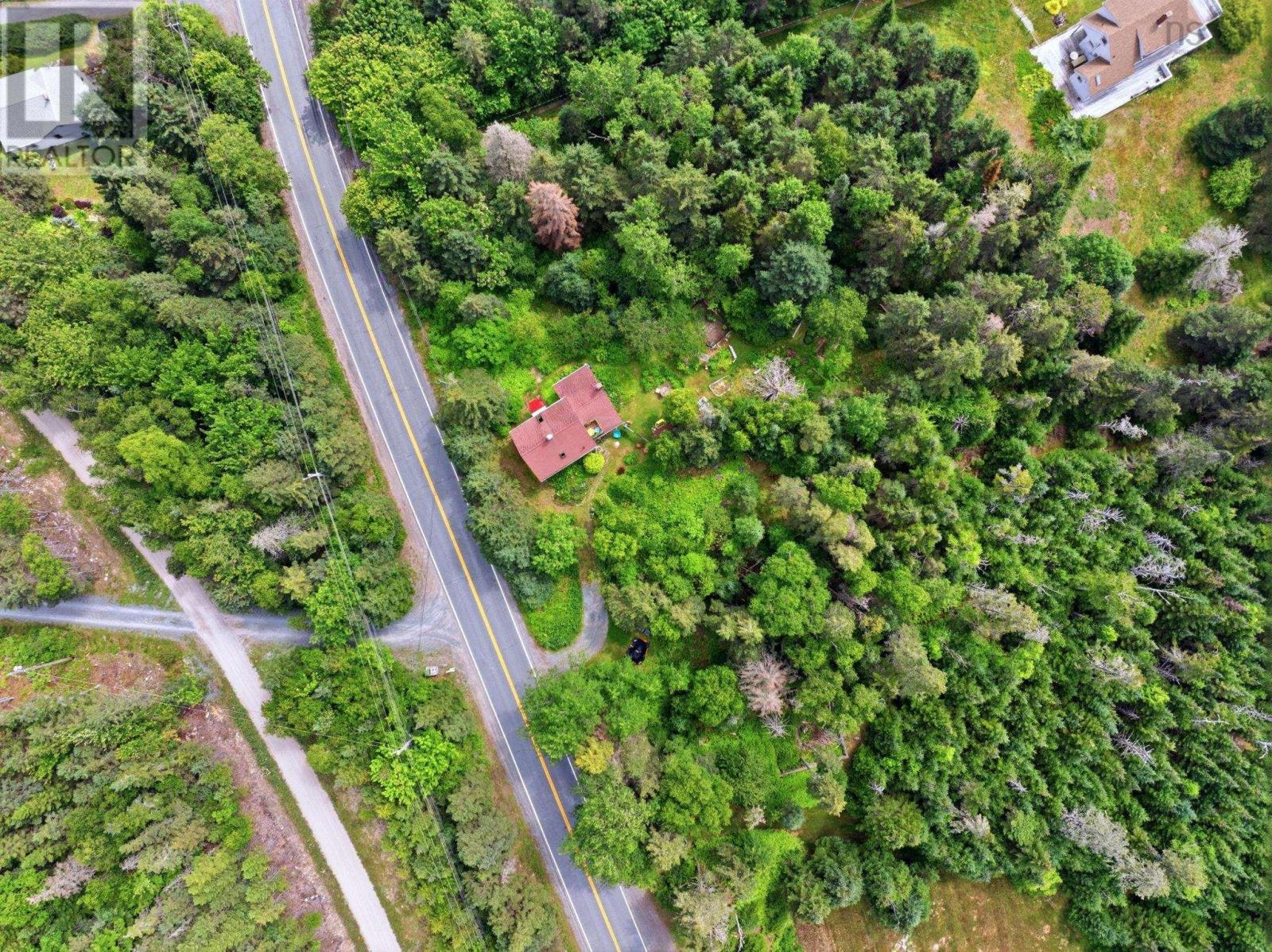 6864 St Margarets Bay Road - 40