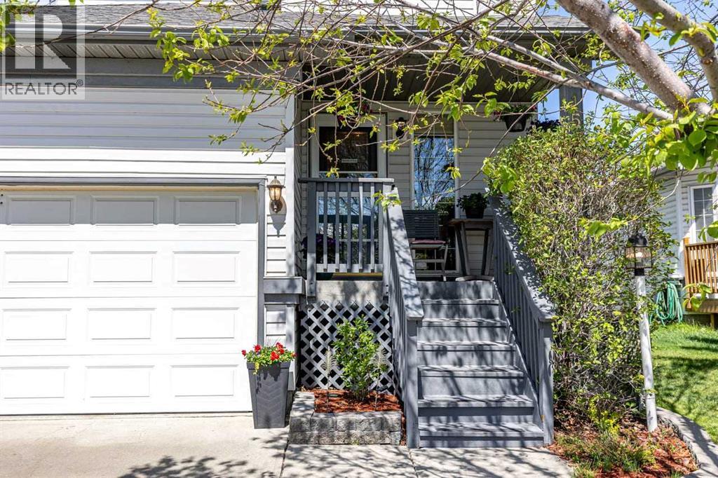 158 Saratoga Close NE - 42